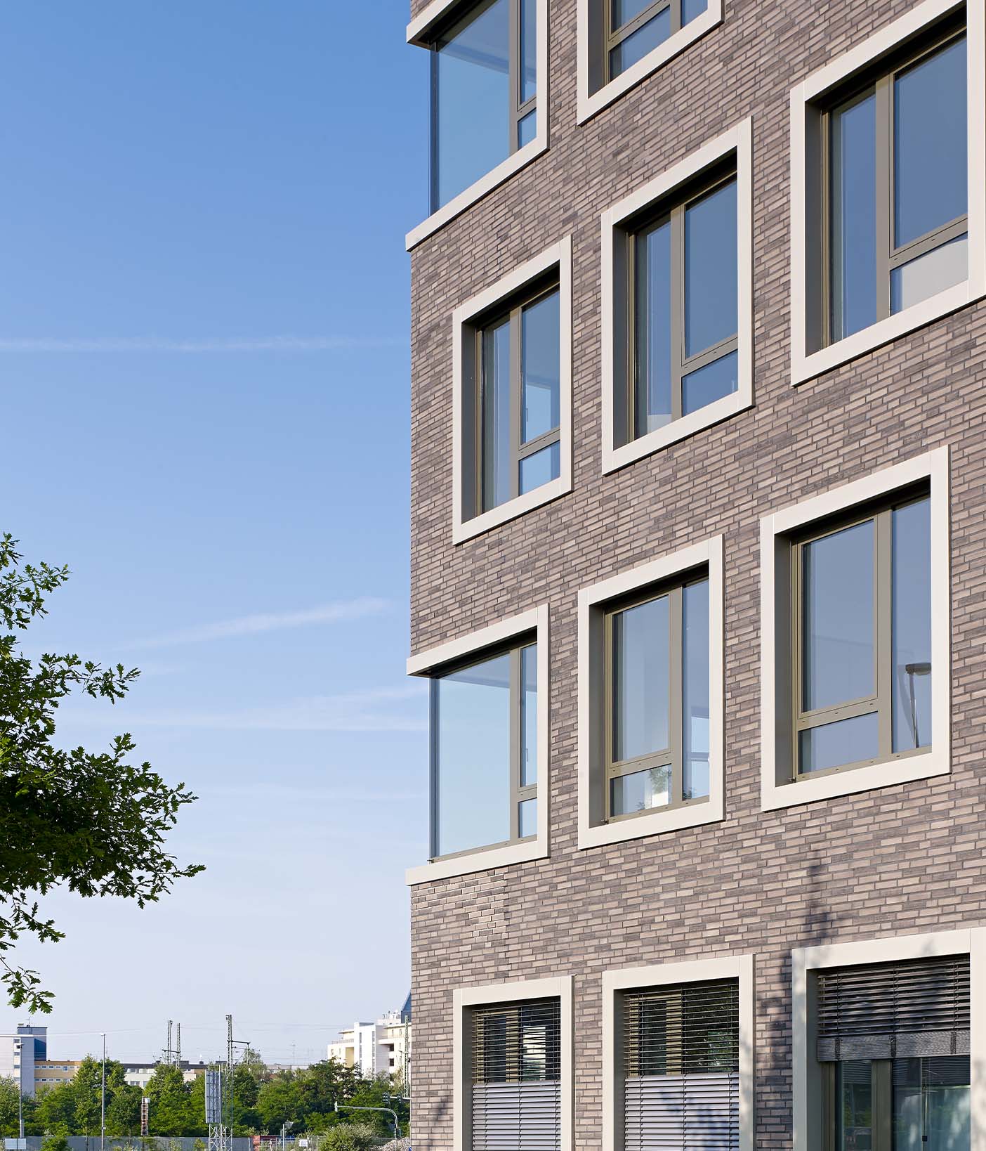 Stroeher Klinkerriemchen Architekturbrand Kontur Duennformat Referenzen Koelncubus 04